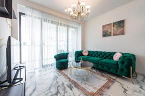Stunning Luxury Apartment Royal Glamour